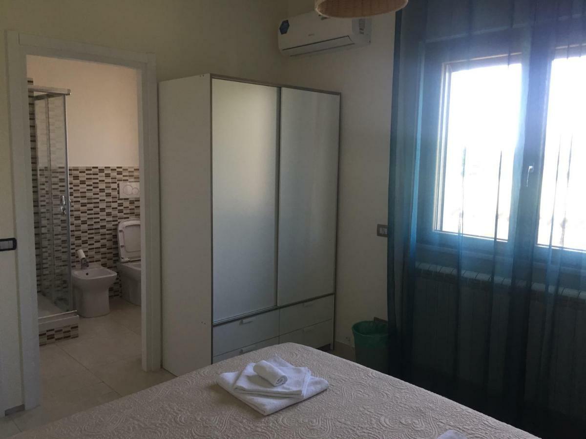 Bed&Breakfast Riccio&Lella Fiumicino Buitenkant foto